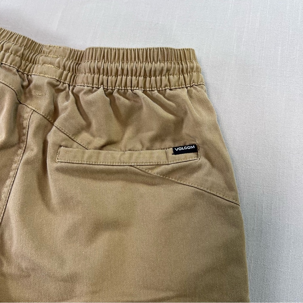 Volcom Men’s Surf Skate Shorts Small Khaki Elastic Waist Drawstring Casual - Picture 9 of 12